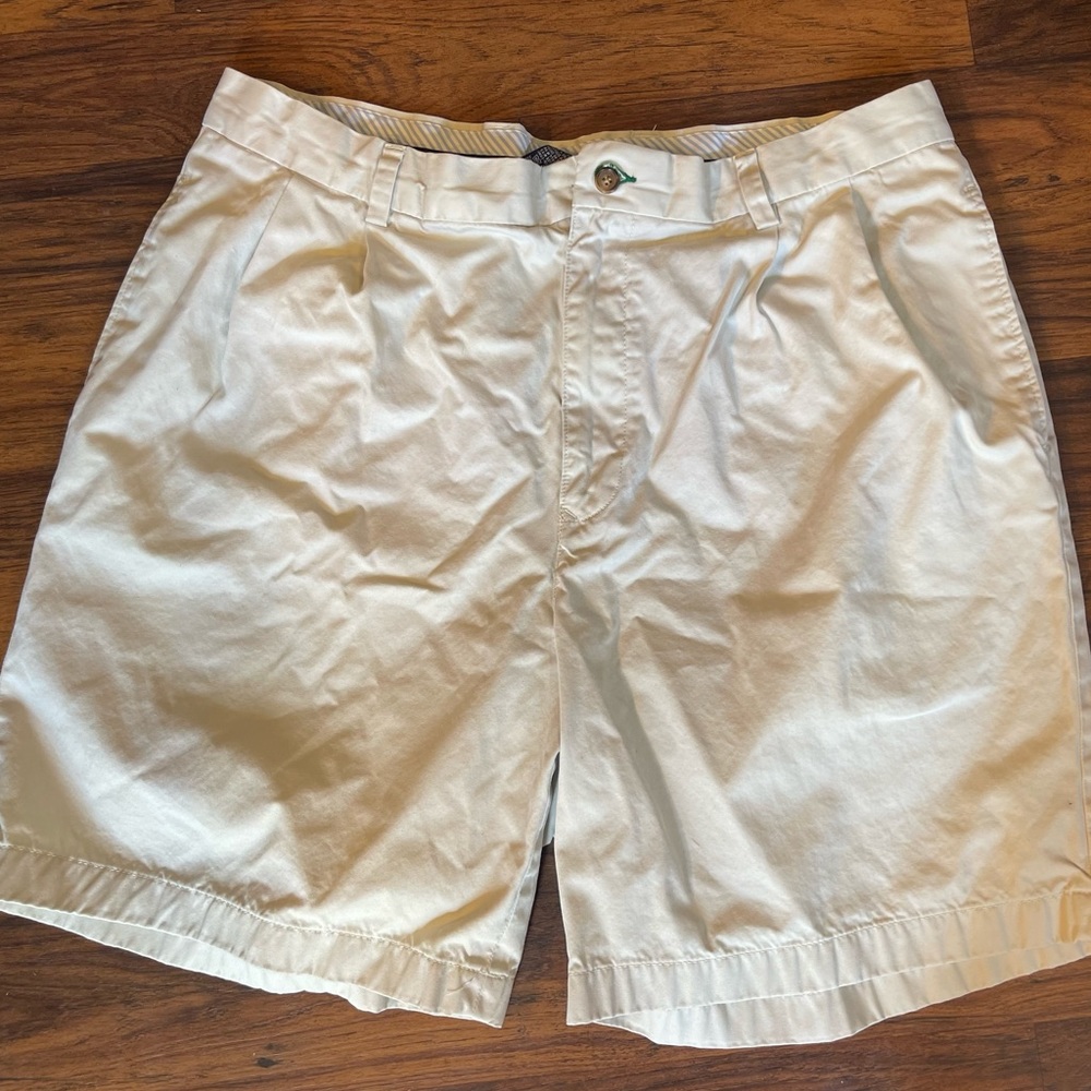 tommy hilfiger tan khaki shorts size 38